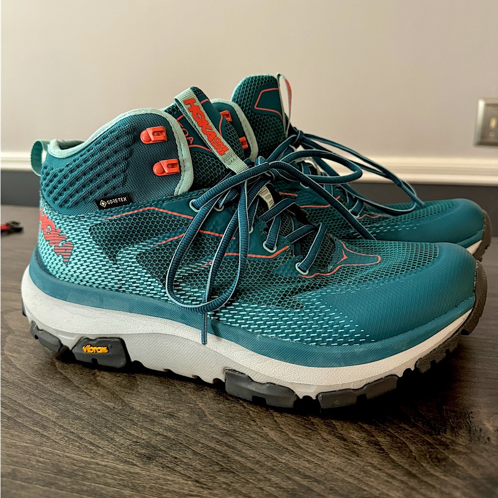 HOKA ONE ONE Sky Toa GTX Dragonfly/Aqua Womens Sz 9.5 US Waterproof Hiking